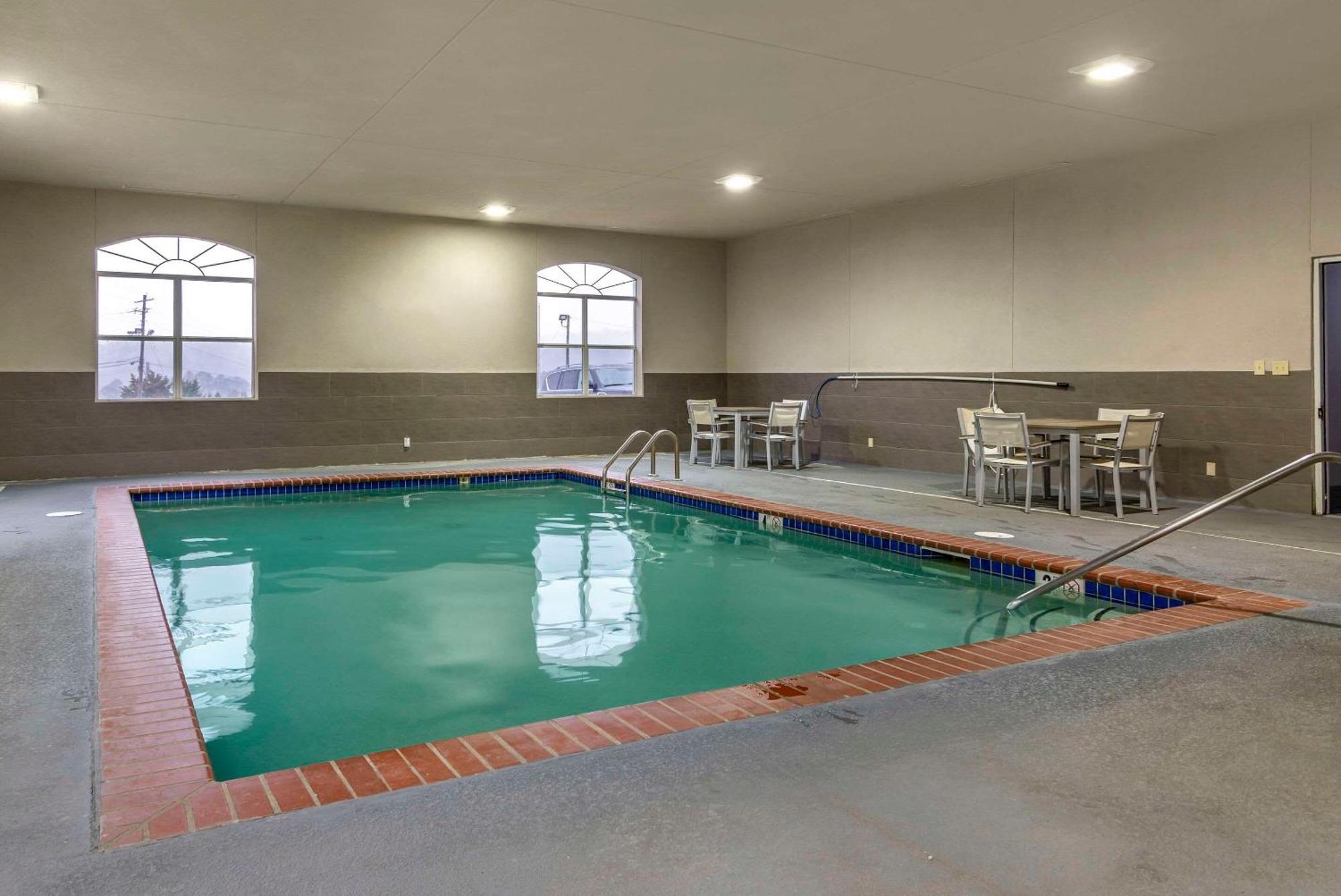 Comfort Inn & Suites Cartersville - Emerson Lake Point Exterior foto